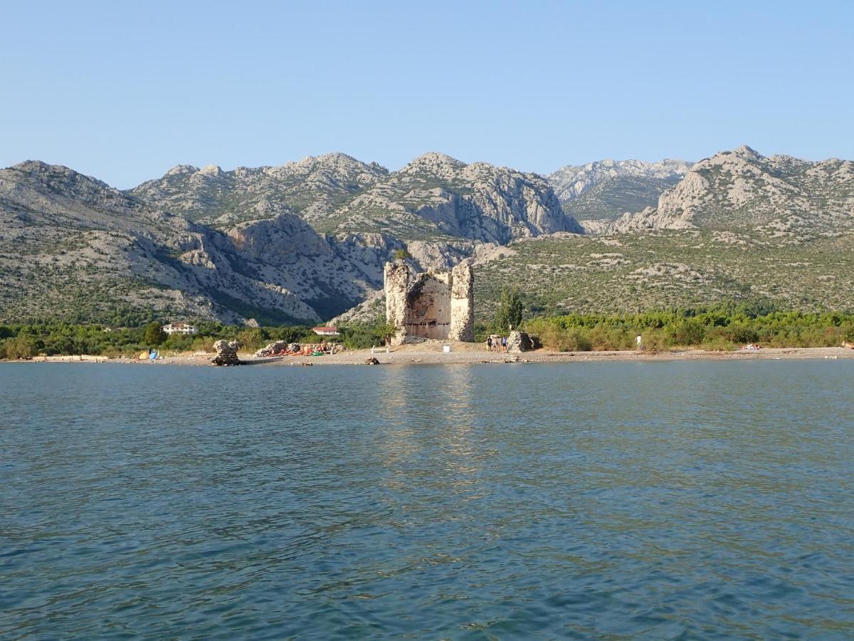 Apartment Maca Starigrad Paklenica Buitenkant foto