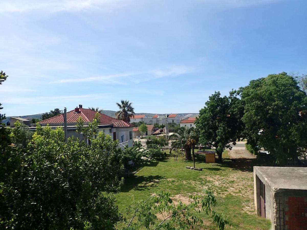 Apartment Maca Starigrad Paklenica Buitenkant foto